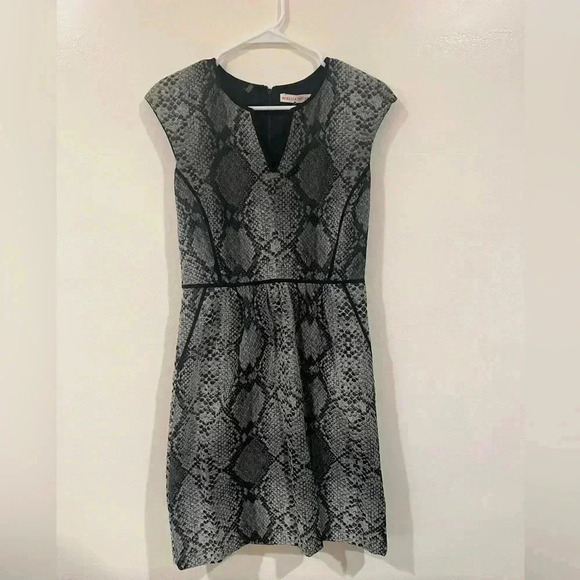 Rebecca Taylor Sheath Snake Pattern Mini Dress Size 4 - Picture 3 of 8